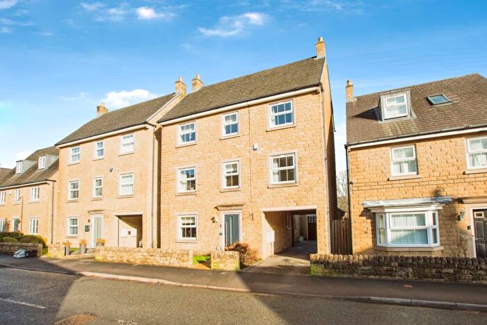 4 Bedroom Detached House For Sale In Ovenden Wood Road, Halifax, West Yorkshire, HX2