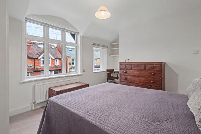 2 Bedroom Terraced House To Rent In Sunningwell Road, New Hinksey, OX1