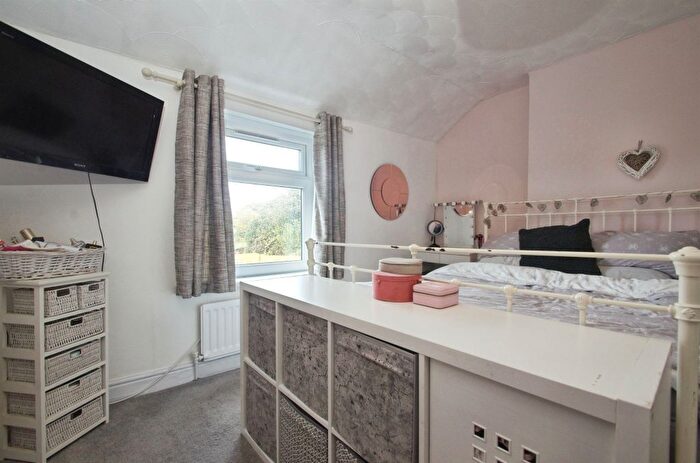 3 Bedroom Terraced House For Sale In Graig Yr Helfa Cottages, Pontypridd, CF37