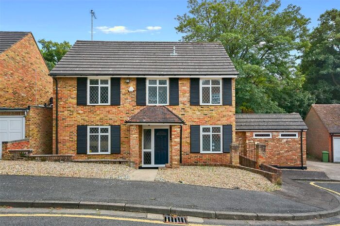 4 Bedroom Detached House To Rent In Northbrook Drive, Northwood, Middlesex, HA6