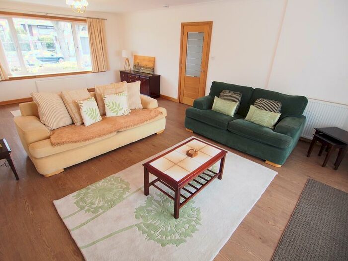 4 Bedroom Detached House To Rent In Woodstock Court, Woodstock Road, AB15