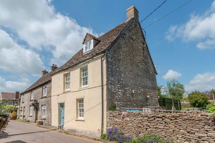 3 Bedroom Cottage To Rent In Silver Street, Sherston, Malmesbury, SN16