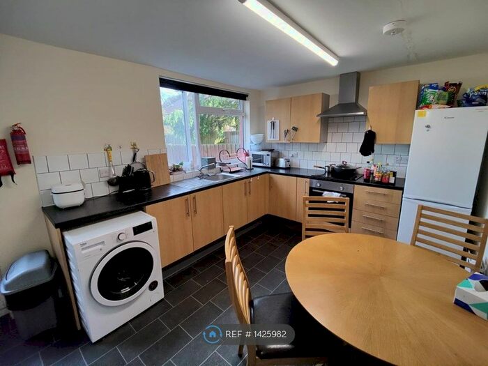 4 Bedroom Terraced House To Rent In John Rous Avenue, Coventry, CV4