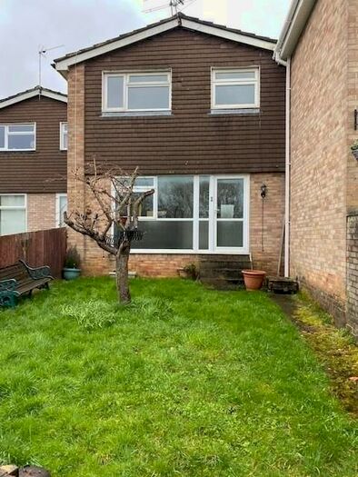 3 Bedroom Terraced House To Rent In Hazelbury Drive, Warmley, Bristol, BS30
