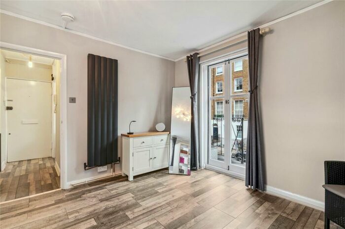 1 Bedroom Apartment To Rent In Gloucester Place, London, NW1