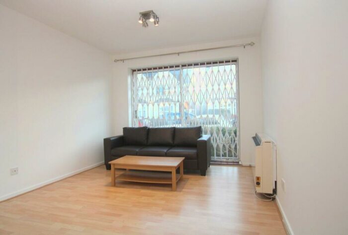 1 Bedroom Flat To Rent In Haversham Lodge, Willesden Green, NW2