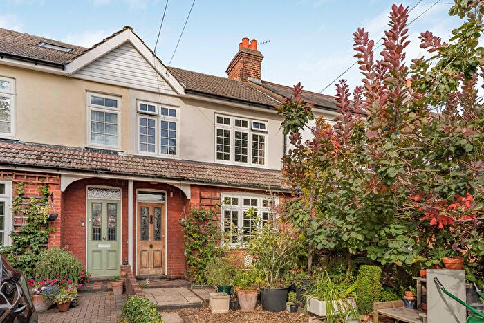 3 Bedroom Terraced House For Sale In Ramsbury Road, St Albans, Hertfordshire, AL1