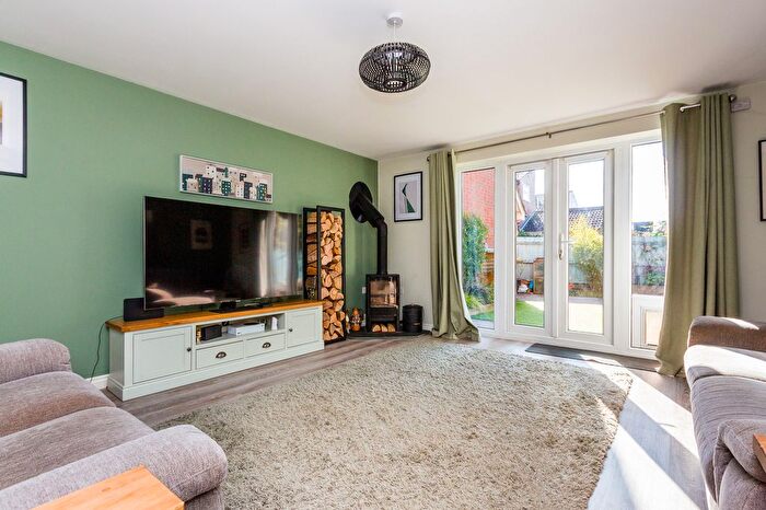 4 Bedroom Detached House For Sale In Mansfield Way, Irchester, Wellingborough, NN29