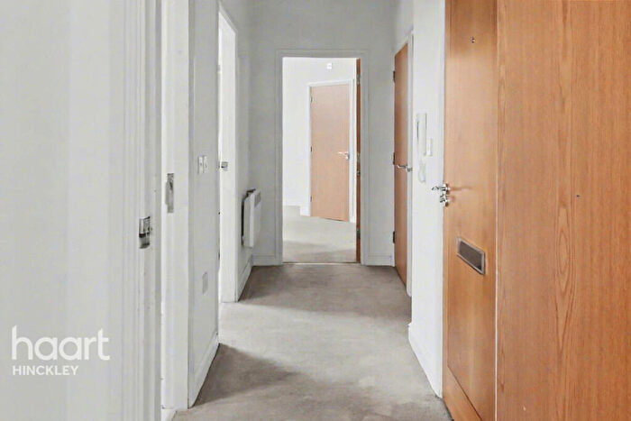 2 Bedroom Apartment For Sale In Richmond Gate, Hinckley, LE10