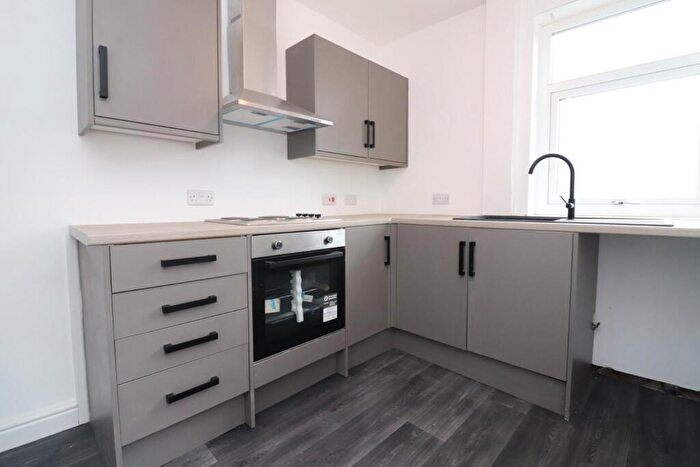 3 Bedroom House To Rent In Laurel Avenue, Darwen, BB3