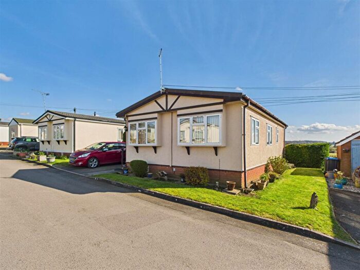 2 Bedroom Park Home For Sale In Avon View Park Homes, Ryton On Dunsmore, CV8