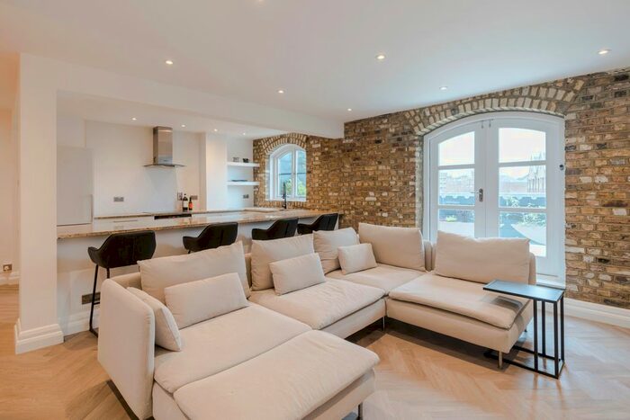 2 Bedroom Flat To Rent In Reardon Path, London, E1W