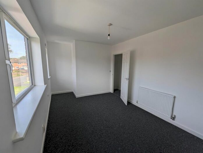 3 Bedroom Terraced House To Rent In Barnett Road, Willenhall, WV13