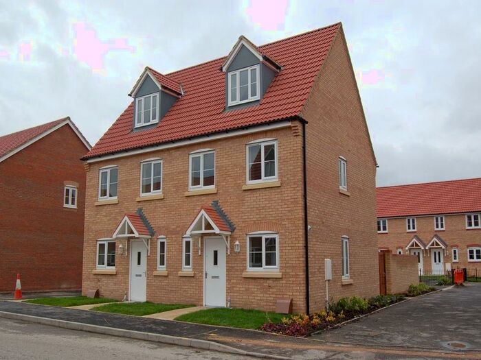 3 Bedroom Town House To Rent In Pavillion Gardens, Lincoln, LN6