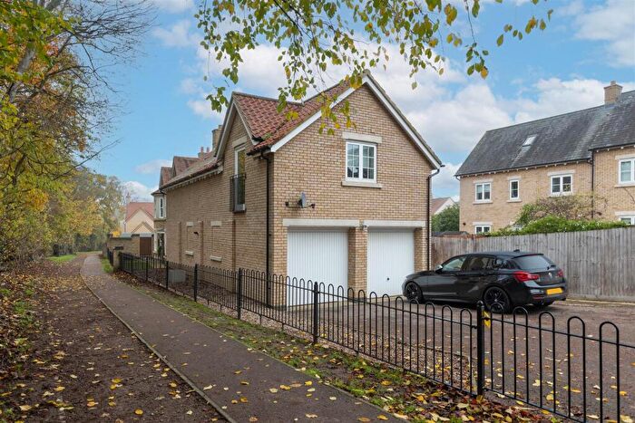 2 Bedroom Detached House For Sale In Detached Coach House, Heathcliff Avenue, Fairfield, SG5