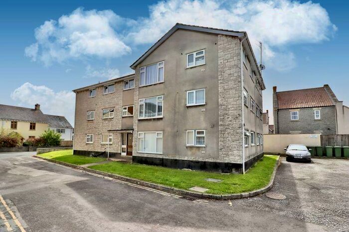 1 Bedroom Flat To Rent In Glaston Road, Street, BA16