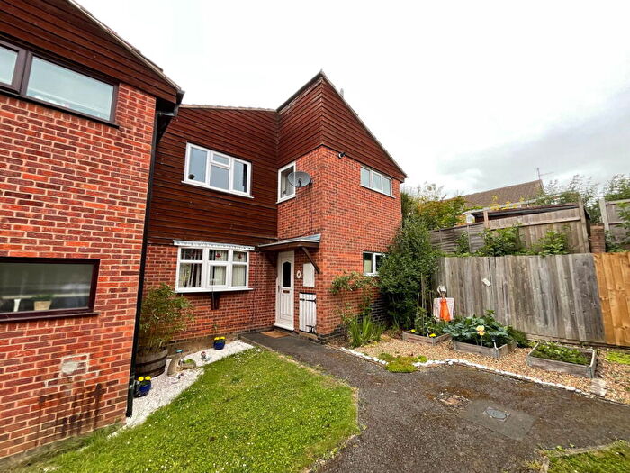 3 Bedroom End Of Terrace House For Sale In Jubilee Gardens, Market Harborough, LE16