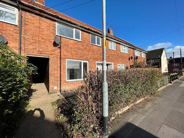 3 Bedroom Terraced House To Rent In Hemswell Avenue, Hull, HU9