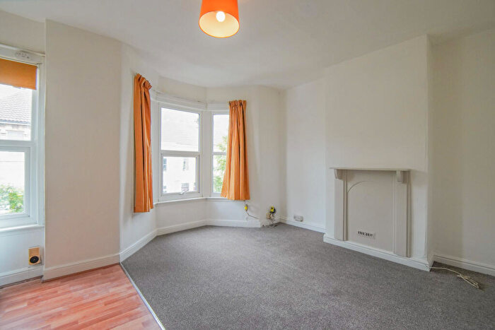 1 Bedroom Flat To Rent In A Kensington Road, St George, BS5