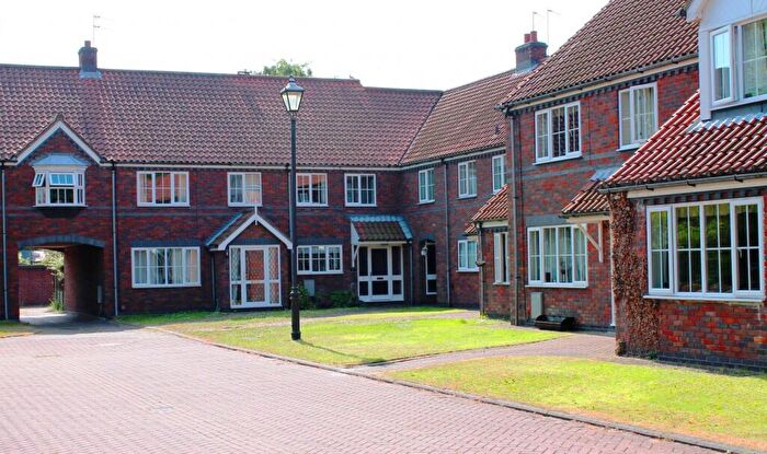 3 Bedroom Detached House To Rent In Gordan Park, HU16