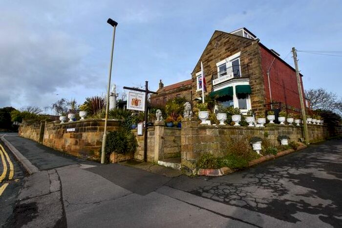 2 Bedroom Property To Rent In Station Road, Robin Hoods Bay, Whitby, YO22