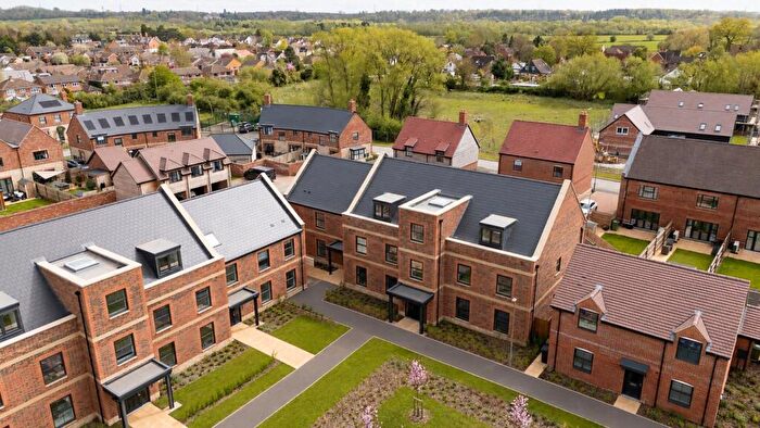 1 Bedroom Apartment For Sale In Beckett Drive, Radley, OX14