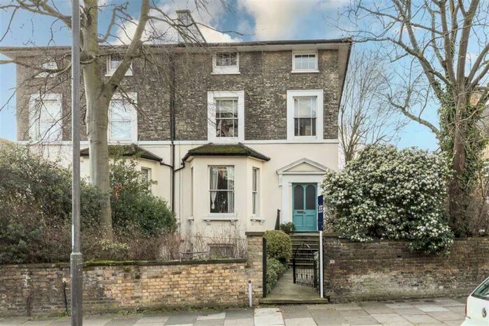 1 Bedroom Flat To Rent In Southend Crescent, Eltham, SE9