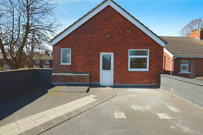 2 Bedroom Flat To Rent In Glanville Avenue, Scunthorpe, DN17