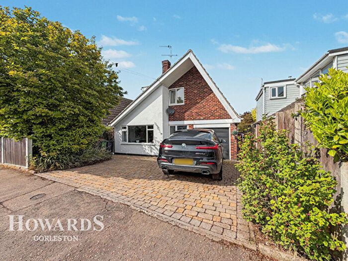 4 Bedroom Detached House For Sale In St Georges Road, Belton, NR31