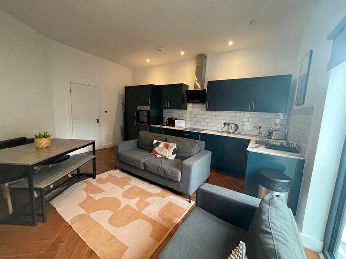 2 Bedroom Apartment To Rent In Rose Hill, Brighton, BN1