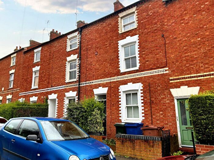 1 Bedroom House To Rent In Park Road, Banbury, Oxfordshire, OX16