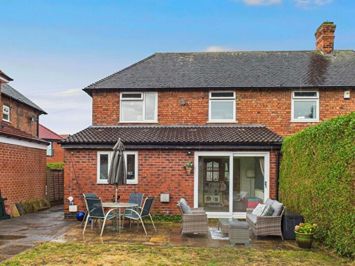 2 Bedroom Semi-Detached House For Sale In Orville Road, Nottingham, NG5