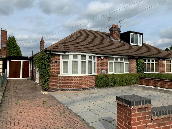 3 Bedroom Semi-Detached Bungalow To Rent In Sharpland, Leicester, LE2