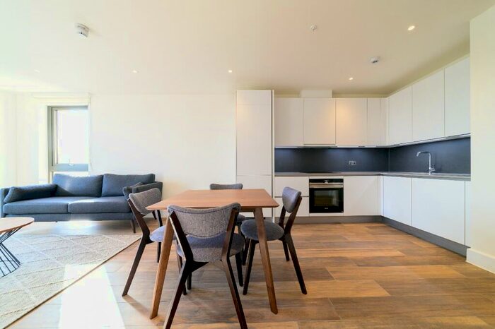 1 Bedroom Apartment To Rent In Mallow Walk, London, SE8