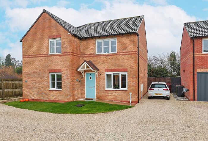 2 Bedroom Semi Detached House For Sale In Cowlishall Drive, Old Tupton, Chesterfield, S42