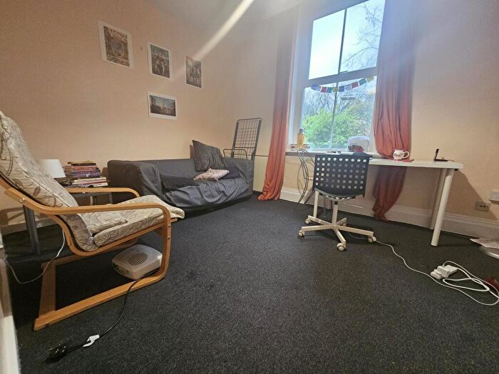 1 Bedroom House To Rent In Moorland Avenue, Leeds, LS6