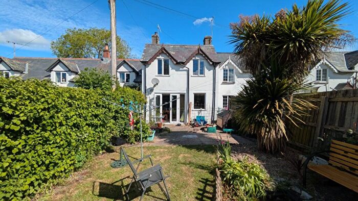 3 Bedroom Cottage For Sale In Queens Square, Winterborne Whitechurch, DT11