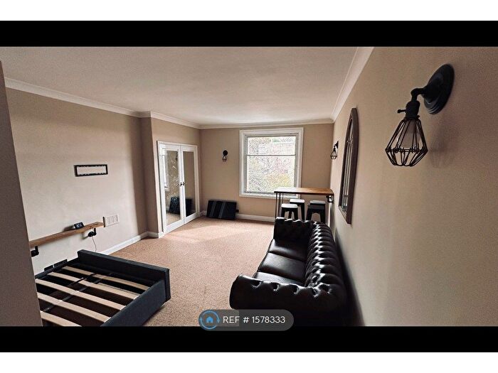 1 Bedroom Flat To Rent In Spring Hill, Lincoln, LN1