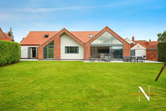 5 Bedroom Detached House For Sale In A Stunning, Bed Family Home On Main Street, Laneham, DN22