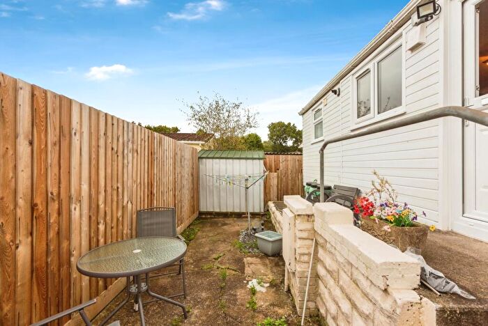 2 Bedroom Detached House For Sale In Oak Drive, Woodland Park, Waunarlwydd, Swansea, SA5