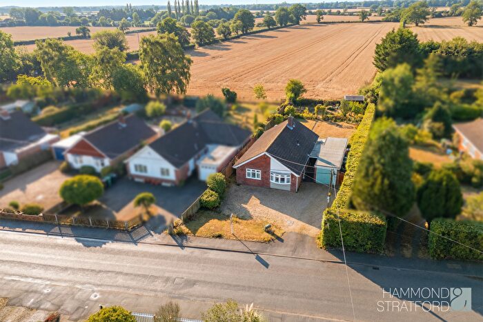 3 Bedroom Detached Bungalow For Sale In New Road, Hethersett, NR9
