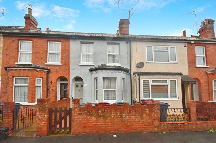 3 Bedroom Terraced House For Sale In Edinburgh Road, Reading, RG30