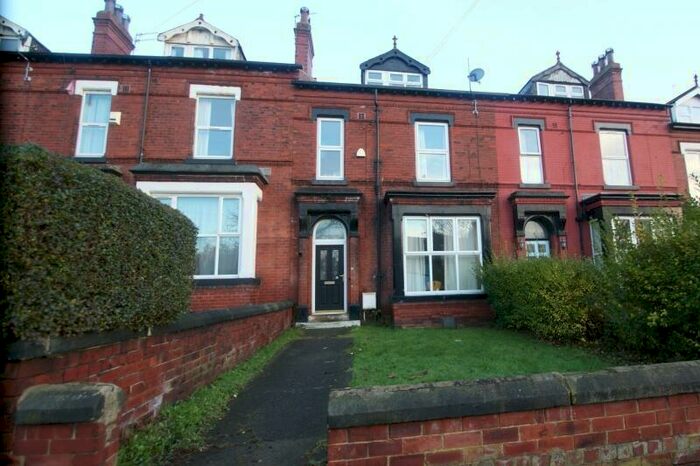 7 Bedroom Terraced House To Rent In Ash Grove, Hyde Park, Leeds, LS6