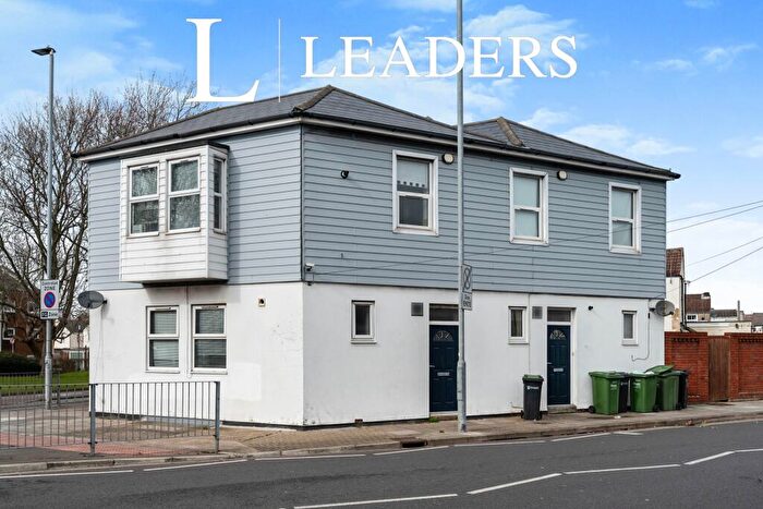 1 Bedroom Terraced House To Rent In Wells Terrace, Portsmouth, PO2