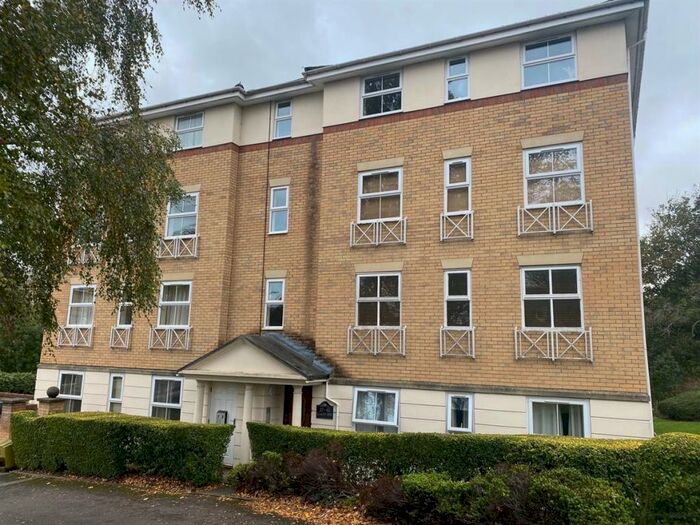 2 Bedroom Apartment To Rent In Flat, Lake View, Alcove Road, Bristol, BS16