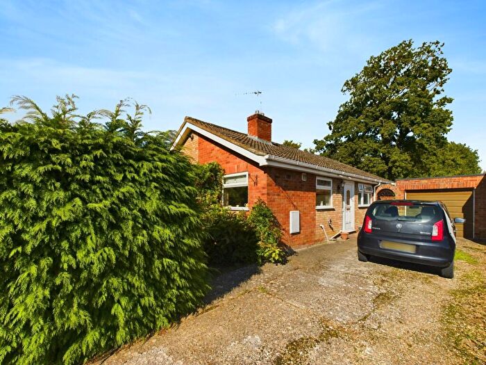 4 Bedroom Detached Bungalow For Sale In Maple Road, Downham Market, PE38