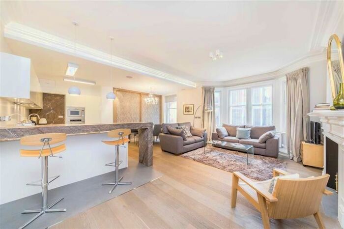 2 Bedroom Flat To Rent In Park Mansions, Knightsbridge, London, SW1X