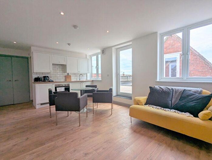 1 Bedroom Apartment To Rent In Chapel Street, Southport, PR8