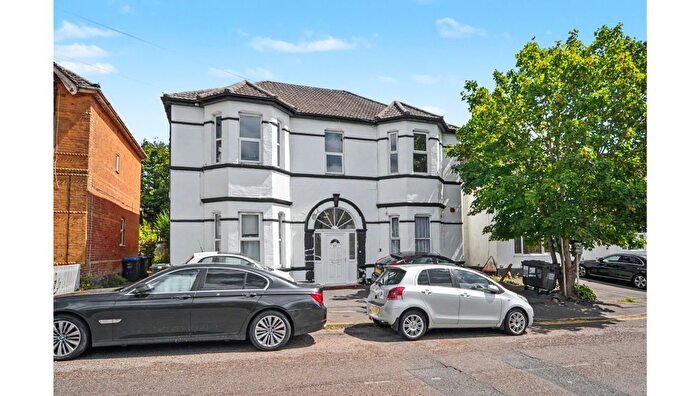 1 Bedroom Flat For Sale In Flat, Drummond Road, Bournemouth, Dorset, BH1