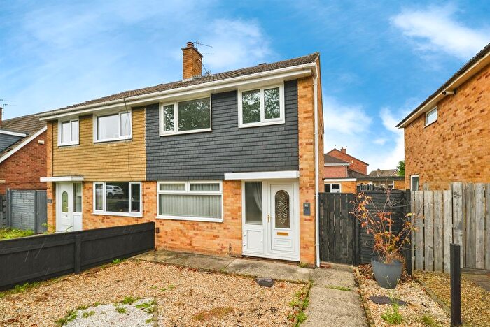3 Bedroom Semi-Detached House For Sale In Harrowgate Lane, Stockton-On-Tees, TS19